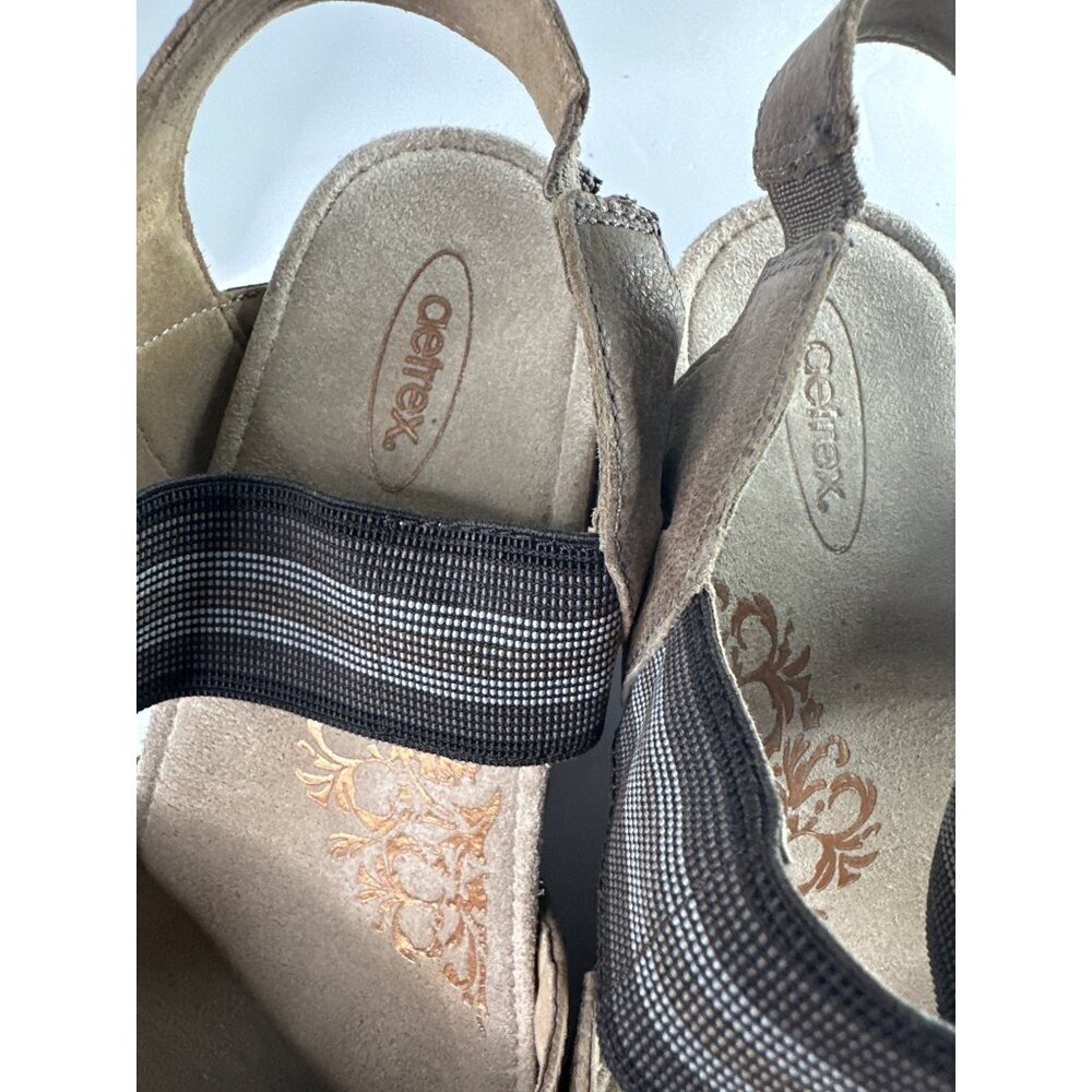 Aetrex Leather Wedge Closed Toe Sandal Open Back TAN Women’s Size 9.5 - Picture 9 of 9